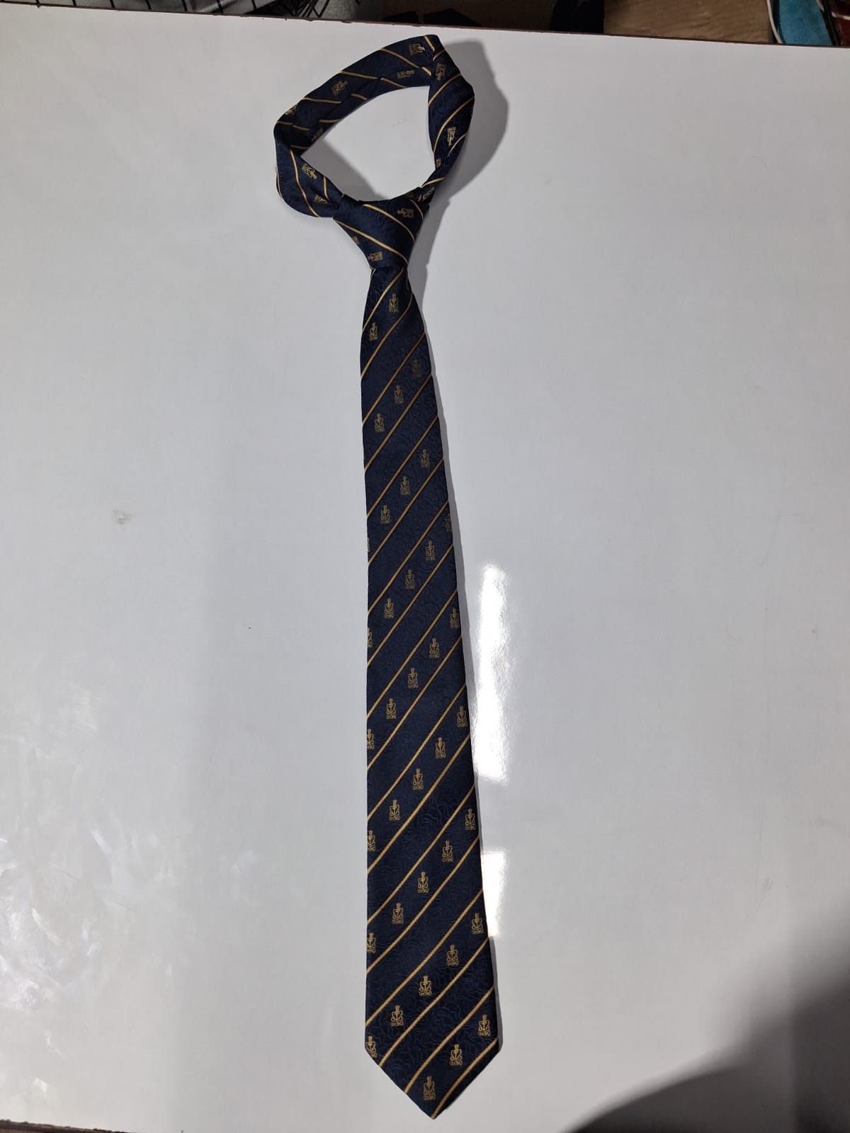 Logo Tie 3